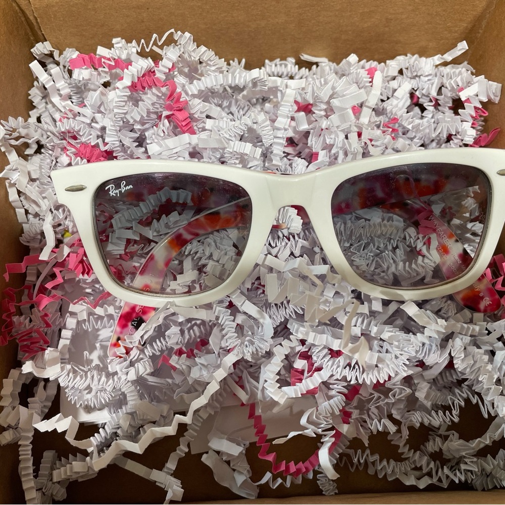 Ray-Ban white Wayfarer sun glasses floral inside